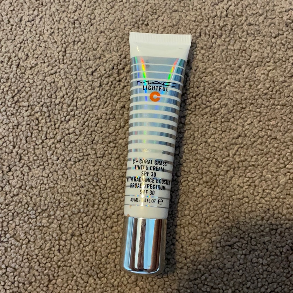Mac tinted moisturizer